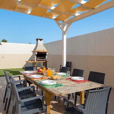 Villa Ruana - 5 Bedrooms On Suite- Free Out Door Hot Jacuzzi - By Bedzy 알부페이라 외부 사진