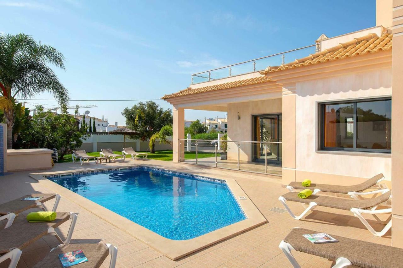 Villa Ruana - 5 Bedrooms On Suite- Free Out Door Hot Jacuzzi - By Bedzy 알부페이라 외부 사진