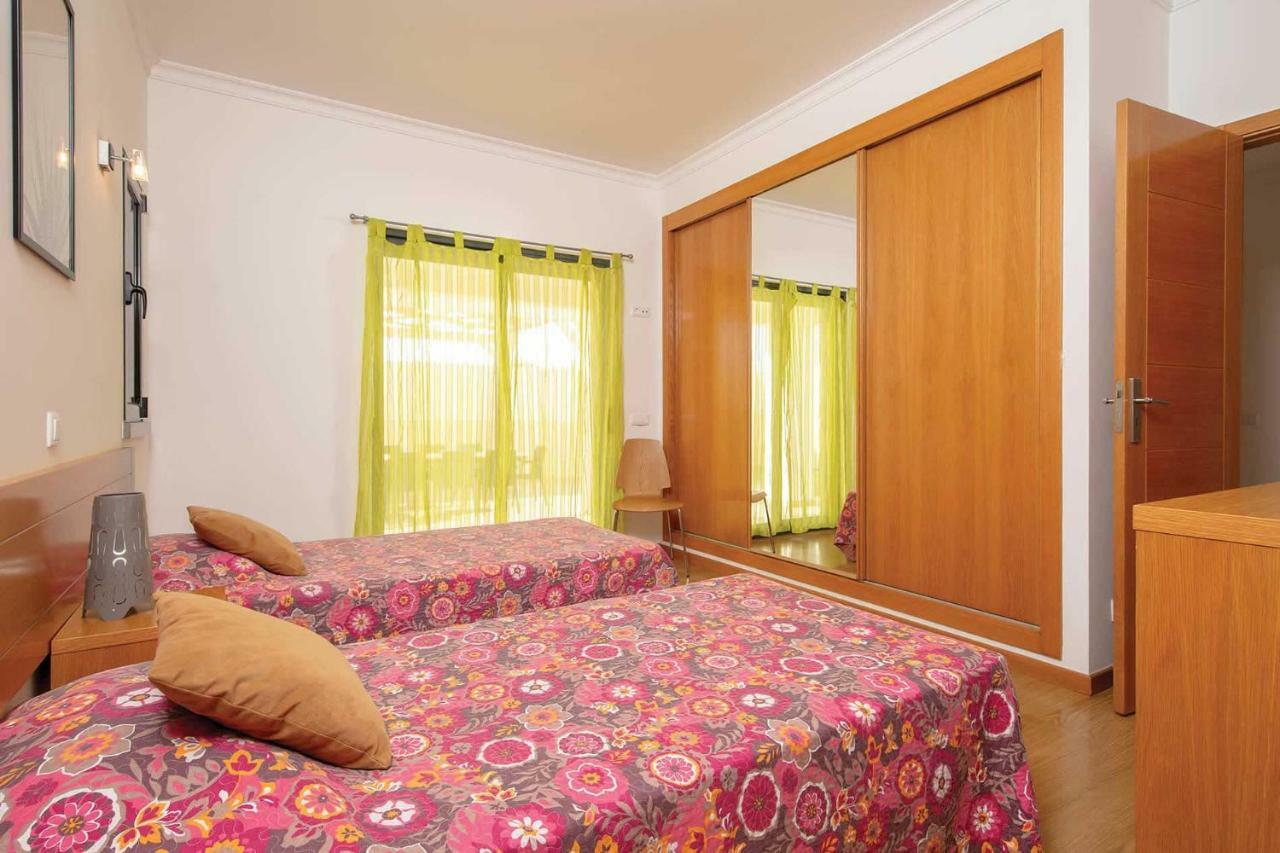 Villa Ruana - 5 Bedrooms On Suite- Free Out Door Hot Jacuzzi - By Bedzy 알부페이라 외부 사진