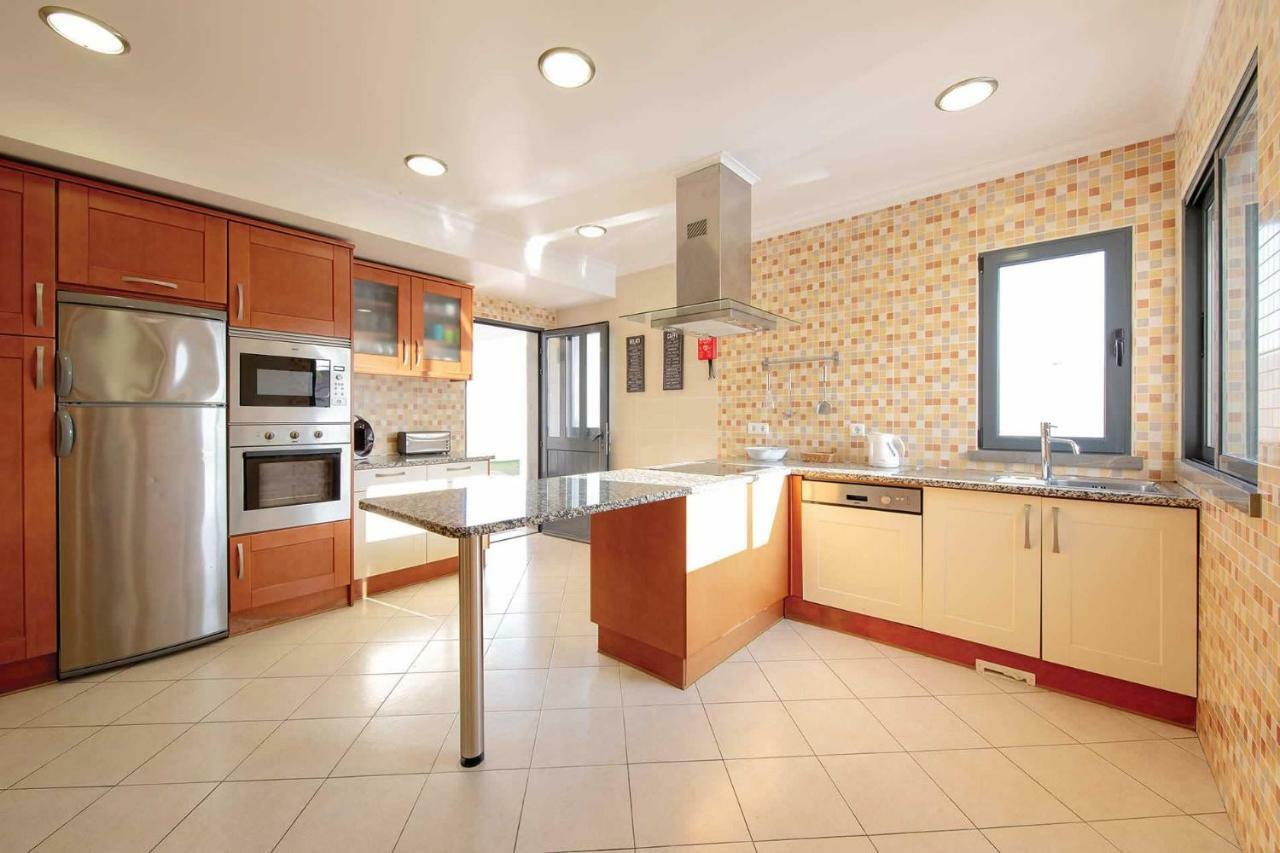 Villa Ruana - 5 Bedrooms On Suite- Free Out Door Hot Jacuzzi - By Bedzy 알부페이라 외부 사진